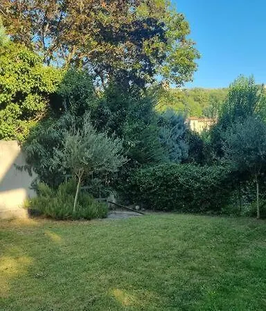 Dear George, House * Verona
