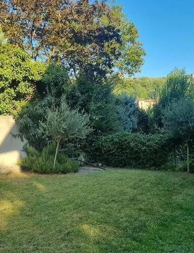 Dear George, House * Verona