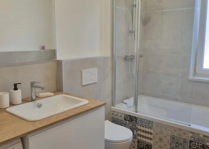 Lejlighed Dear George, House