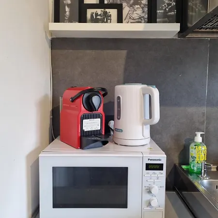 Dear George, House Appartement *